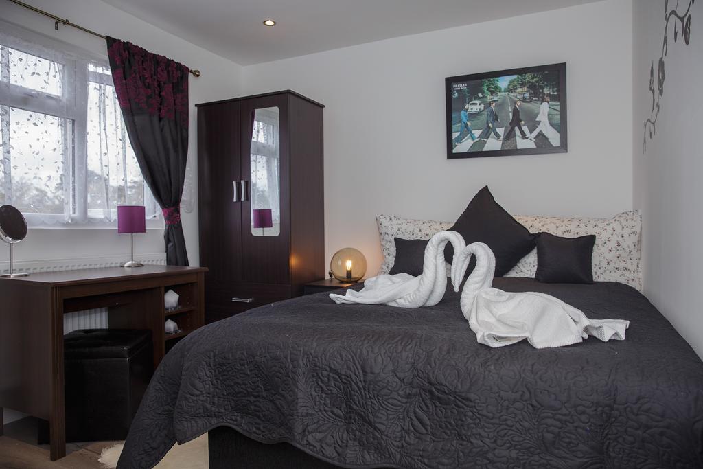 Gooseacre Rooms Harrow Exteriör bild