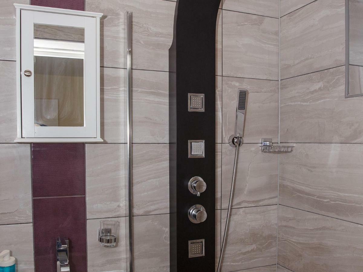 Gooseacre Rooms Harrow Exteriör bild